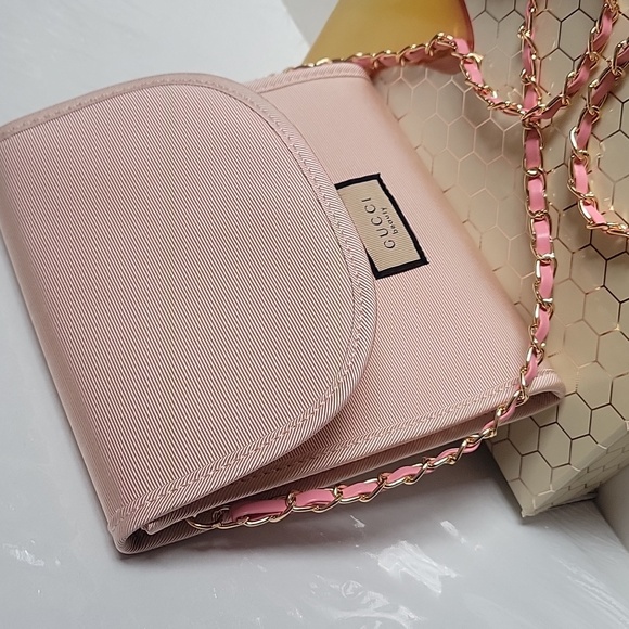 Gucci Light Pink Floral Pouch - Picture 3 of 10